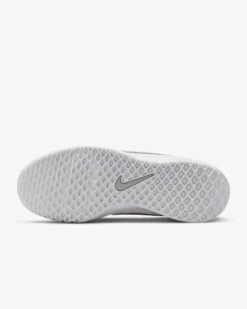Nike Court Zoom Lite 3 (Women's) - White/Metallic Silver (Available Size: 10.5) 6 Nike Court Zoom Lite 3 (Women's) - White/Metallic Silver (Available Size: 10.5) -Tennis Clothing Store DH1042 101 3