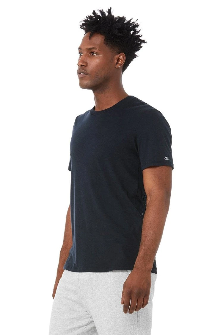 Alo Airwave Tee (Men's) - Dark Navy (Available Size: S) 2 Alo Airwave Tee (Men's) - Dark Navy (Available Size: S) - Image 2
