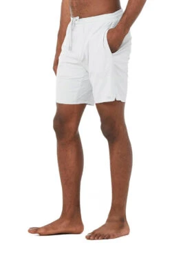 Alo Traction Short (Men's) - Titanium (Available Size: S, XL) -Tennis Clothing Store M6081R 01320 2 750x cd34baa9 2eaf 4a59 8d1f 38b5b8c1c58a